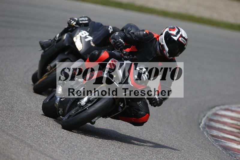 /Archiv-2024/29 12.06.2024 MOTO.CH Track Day ADR/Gruppe blau/42